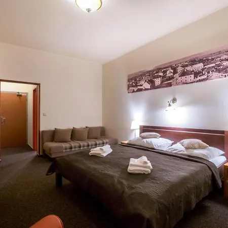 Ladoven Skvela Kuchyna A Rodinna Atmosfera 4* Martin