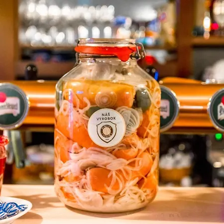 ľadoveň Skvelá Kuchyňa A Rodinná Atmosféra 4*